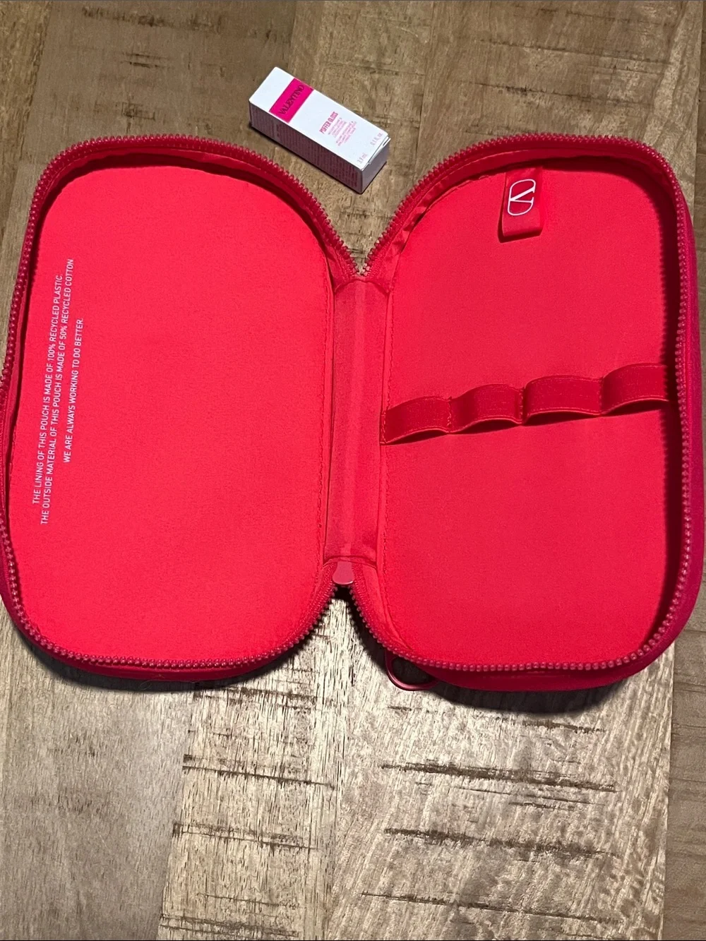 ✨ Valentino Beauty Red Cosmetic Case & Lip Puffer Deluxe Mini Set ✨